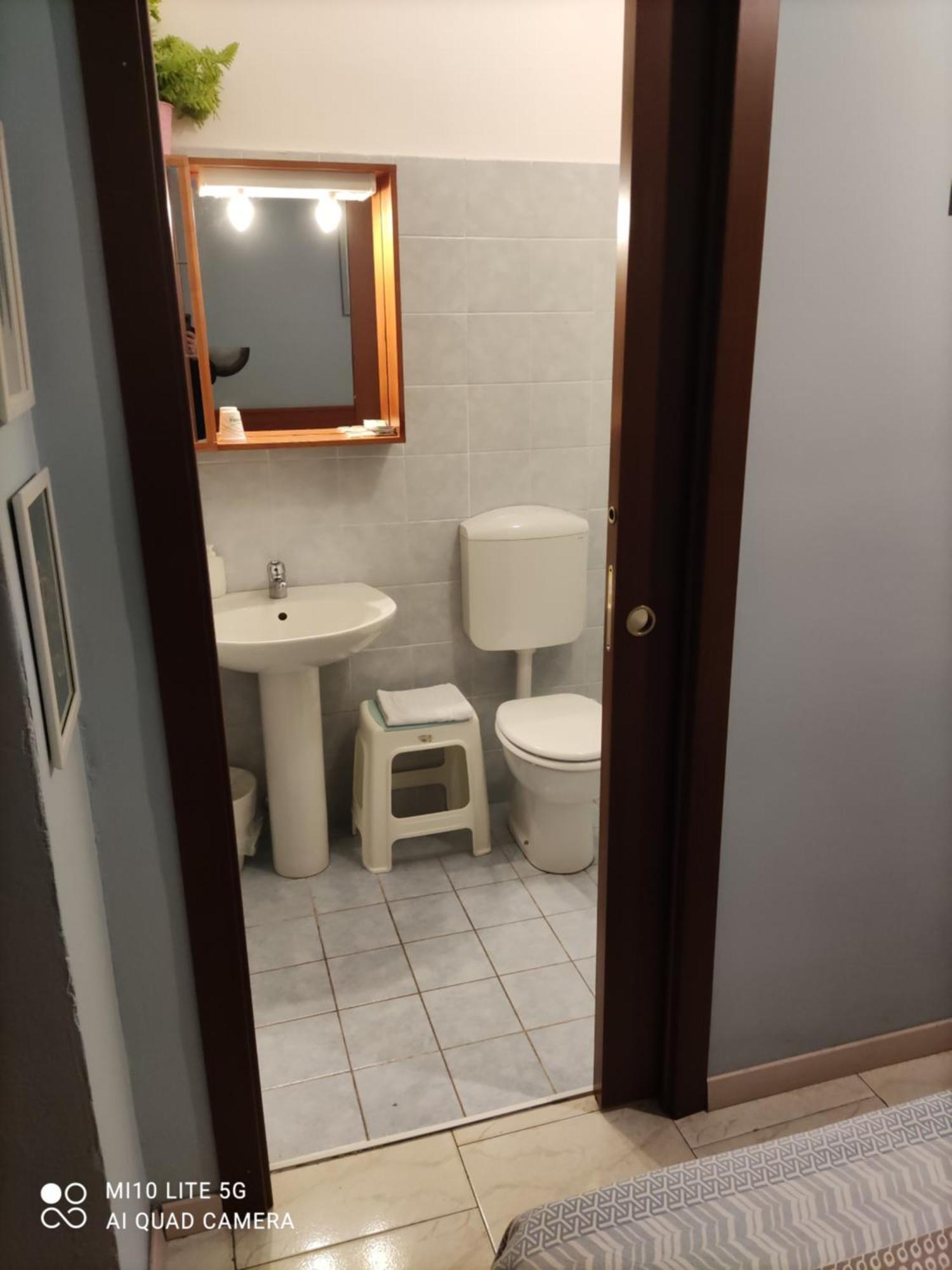 Hostal D'Annunzio House Чезано Босконе Екстериор снимка