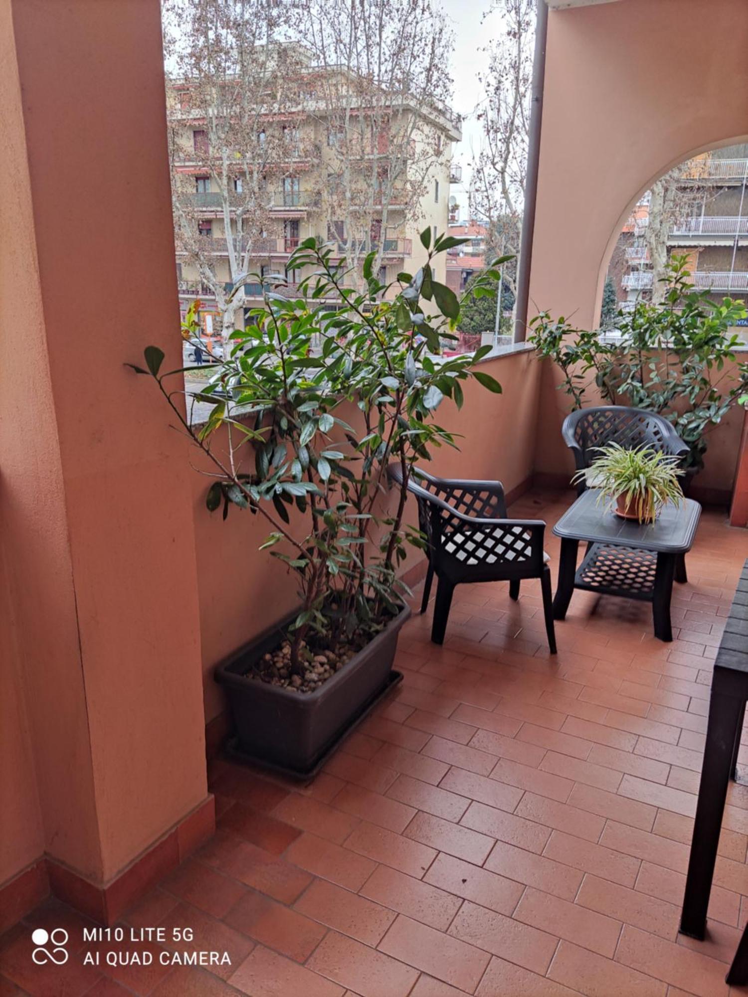 Hostal D'Annunzio House Чезано Босконе Екстериор снимка
