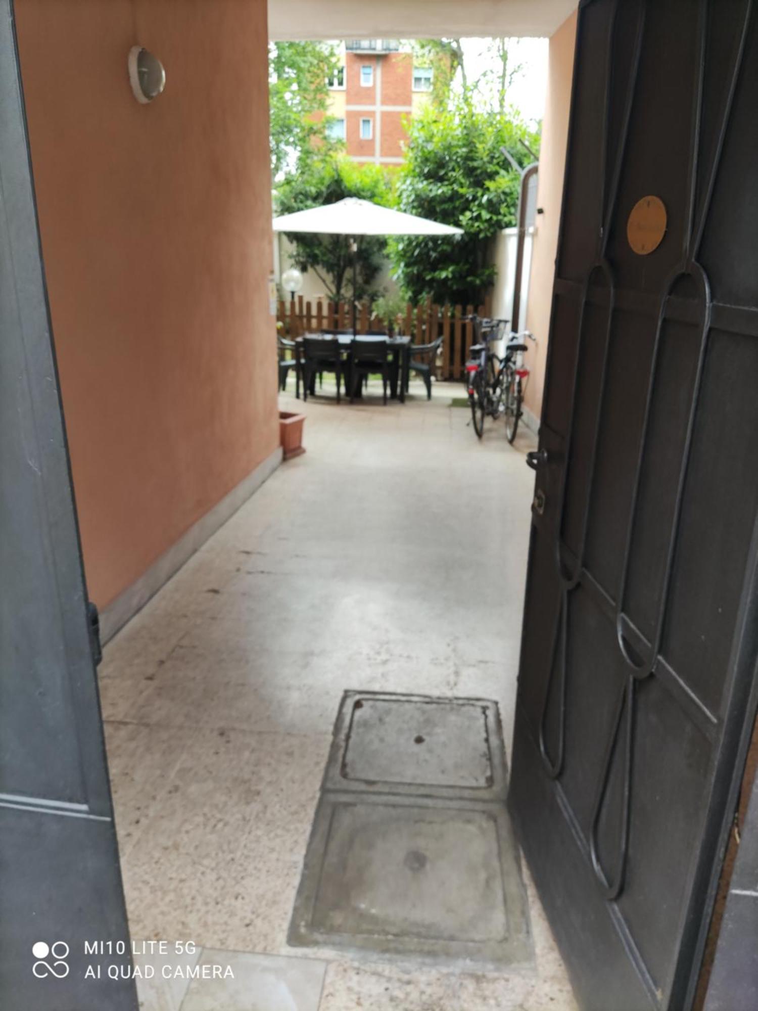 Hostal D'Annunzio House Чезано Босконе Екстериор снимка